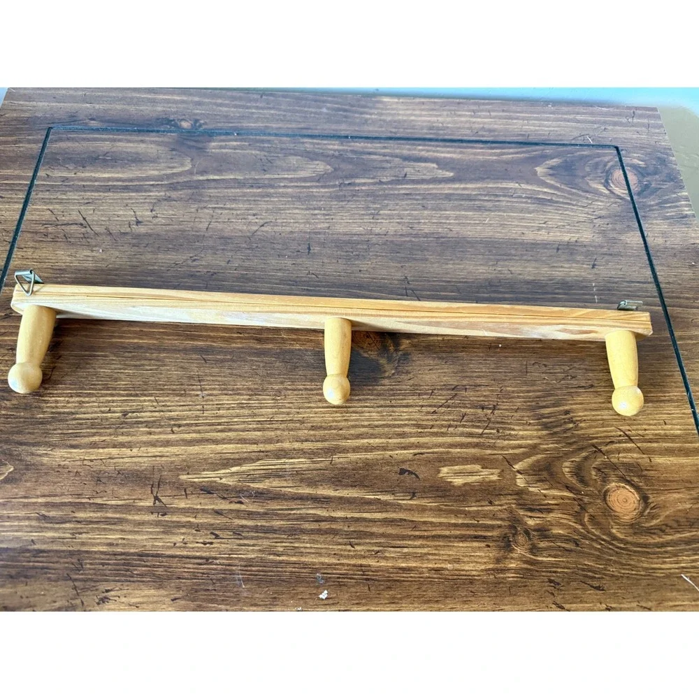 Vintage Wooden 3 Peg Wall Mount Coat Hat Rack Natural Wood Shaker Style 17.5